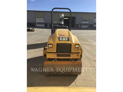 2019 Caterpillar CB24B Tandem Vibratory Roller Compactor For Sale ...