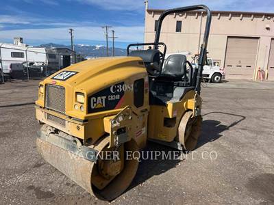 Caterpillar CB24B Tandem Vibratory Roller Compactor