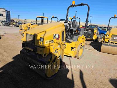 Caterpillar CB4.003 Smooth Drum Roller Compactor