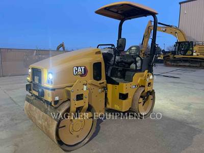Caterpillar CB4.403 Smooth Drum Roller Compactor