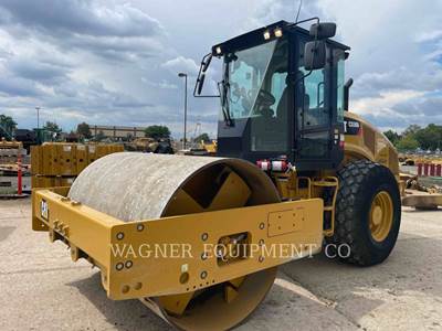 Caterpillar CS56B Smooth Drum Roller Compactor