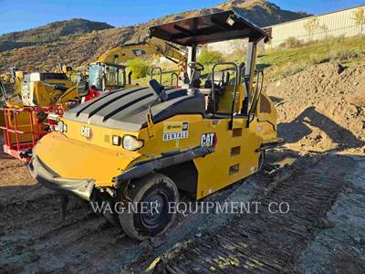 Caterpillar CW16 Smooth Drum Roller Compactor