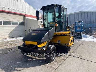Lay-Mor SM450-ST Sweeper