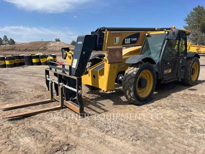 Caterpillar TL943D Telehandler
