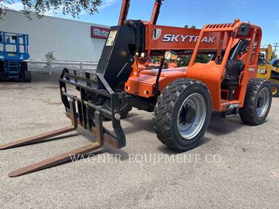SkyTrak 8042 Telehandler