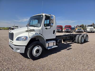 Freightliner M2 106 Tandem Axle Cab & Chassis Truck - Detroit, 375HP, 6 Speed Allison Hs Automatic