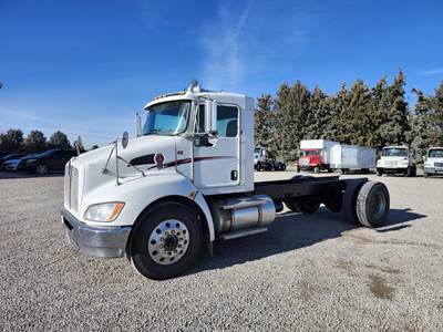 Kenworth T370 Single Axle Cab & Chassis Truck - Paccar, 330HP, 8Ll Manual