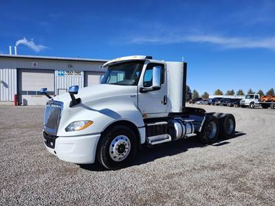International LT Day Cab Truck - Cummins 400HP, 12 Speed Amt