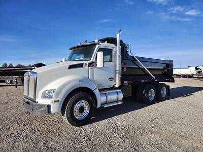 Kenworth T880 Day Cab Truck - Cummins 450HP, 10 Speed Ultrashift Plus Automatic