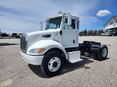 Peterbilt 337 Single Axle Day Cab Truck - Paccar 270HP, 6 Speed Allison Hs Automatic