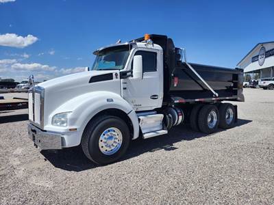Kenworth T880 Dump Truck - Cummins 450HP, Automatic, 15' Dump