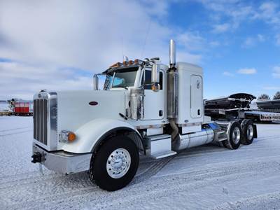 Peterbilt 367 Sleeper Semi Truck - 48" Flat Top Sleeper, Cummins 600HP, 18 Speed Manual