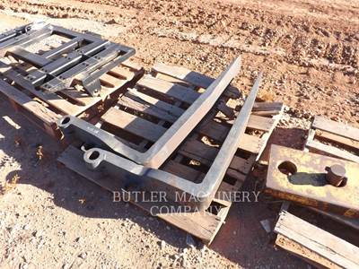 Caterpillar 48"TINES Fork