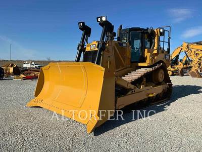 Caterpillar D8T Dozer