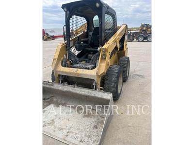 Caterpillar 226D3 Mini Skid Steer