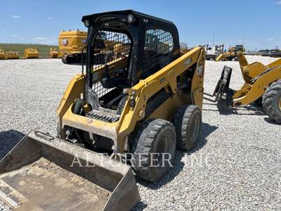 Caterpillar 226D3 Mini Skid Steer