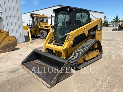 Caterpillar 239D Compact Track Loader