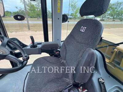 Caterpillar CS66B Smooth Drum Roller Compactor