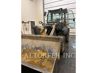 Case 221F Wheel Loader