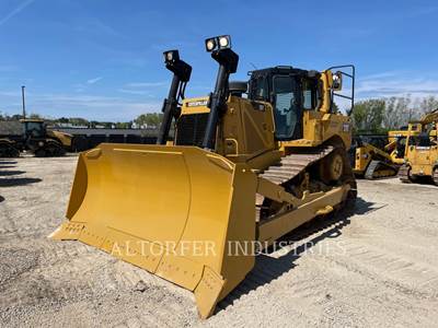 Caterpillar D8T Dozer