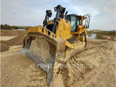 Caterpillar D8T Dozer