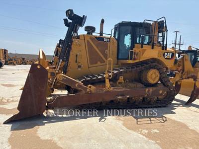 Caterpillar D8T Dozer