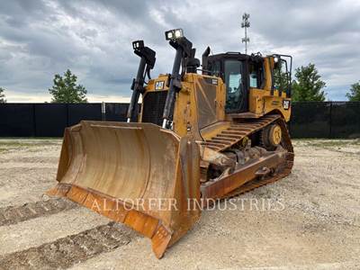 Caterpillar D8T Dozer