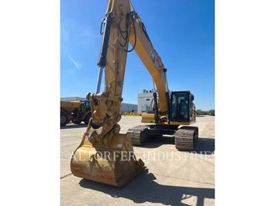 Caterpillar 330 Excavator