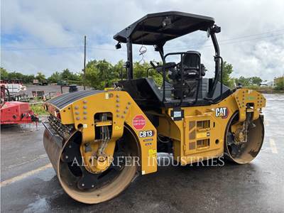 Caterpillar CB13-01 Smooth Drum Roller Compactor
