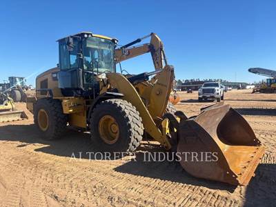 Caterpillar 930M Wheel Loader