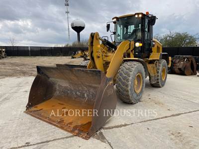 Caterpillar 938M Wheel Loader