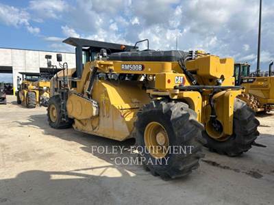 Caterpillar RM500B Asphalt Paver