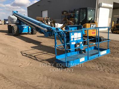 Genie S-125 Boom Lift