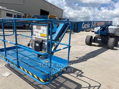 Genie S-85 Boom Lift