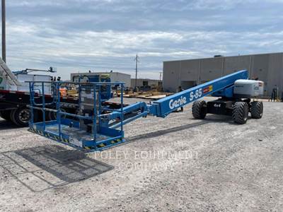 Genie S-85 Boom Lift
