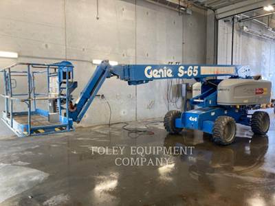 Genie S65G4W Boom Lift