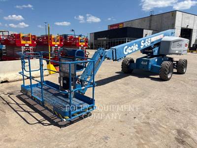 Genie S65G4W Boom Lift