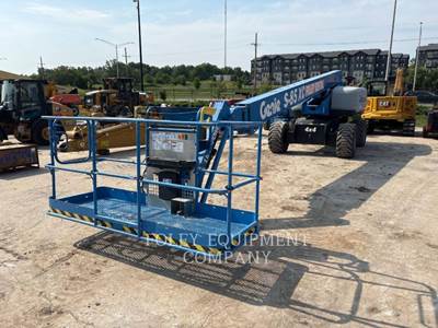 Genie S85XCD4W Boom Lift