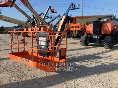 JLG 800AJR Boom Lift