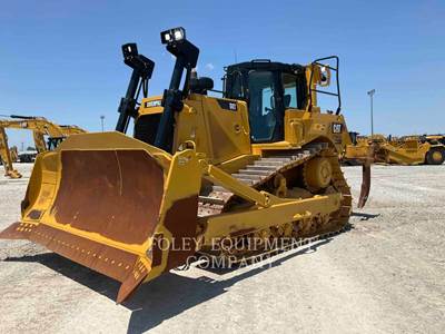 Caterpillar D8T Dozer