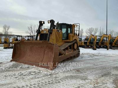 Caterpillar D8T Dozer