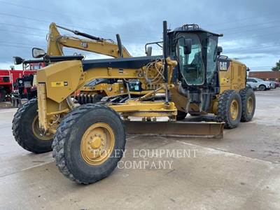 Caterpillar 12M2 Motor Grader