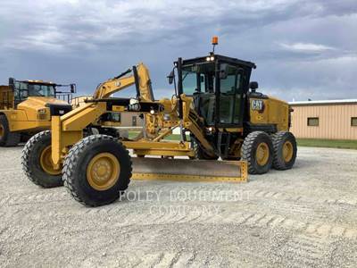 Caterpillar 140 Motor Grader