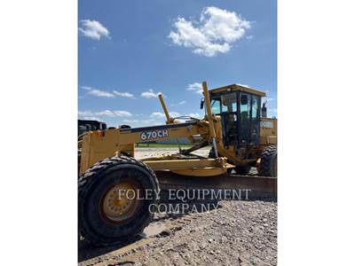 John Deere 670CHII Motor Grader