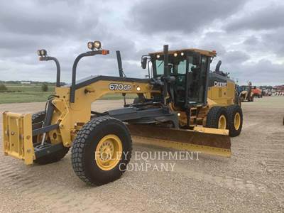 John Deere 670GP Motor Grader