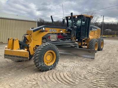 John Deere 672G Motor Grader
