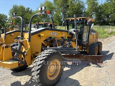 John Deere 672G Motor Grader