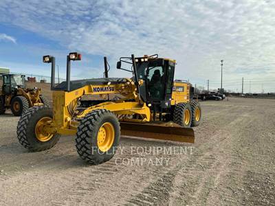 Komatsu GD655-7 Motor Grader