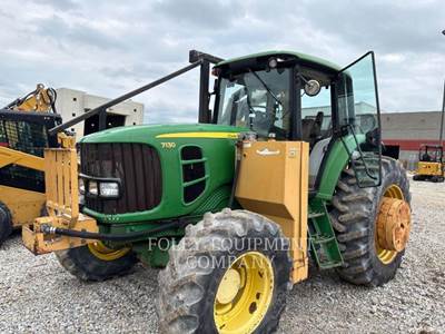 John Deere 7130 Riding Lawn Mower