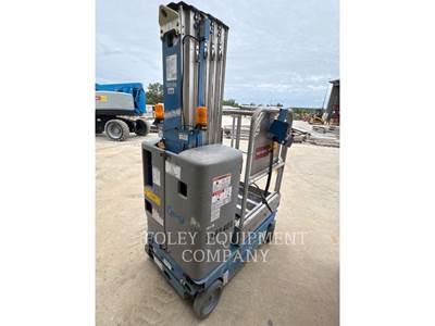 Genie GR-20 Scissor Lift